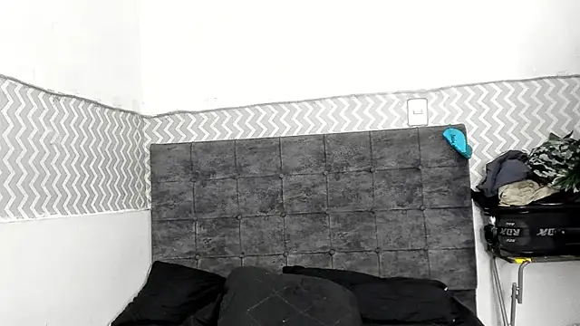 Ariana Salazar online show from 15, 4, 2026