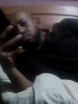 pineda1689 online show from 17, 12, 2024