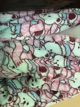 Evelyn Moon online show from 6, 3, 2025