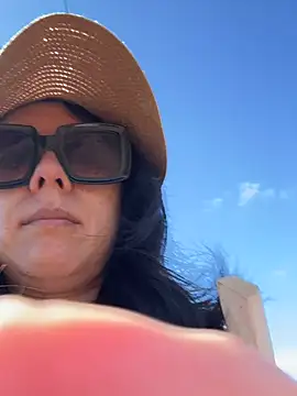 Reinacatchile online show from 22, 2, 2026