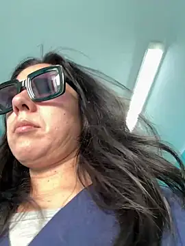 Reinacatchile online show from 13, 2, 2026