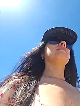 Reinacatchile online show from 19, 1, 2025