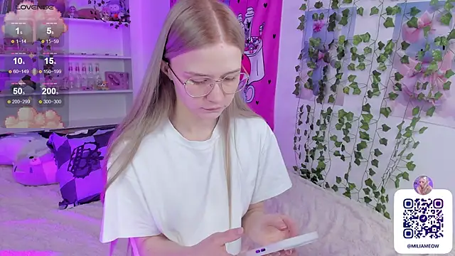 Milia Parker online show from 2, 2, 2025