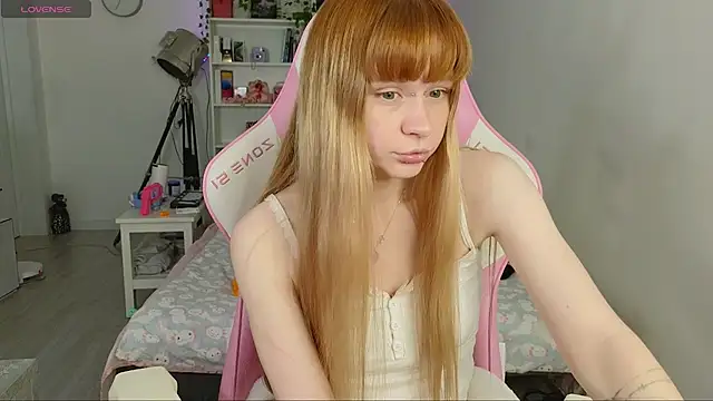 Milia Parker online show from 30, 9, 2025