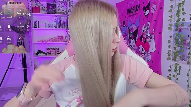 Milia Parker online show from 18, 2, 2025