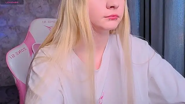 Milia Parker online show from 15, 6, 2026