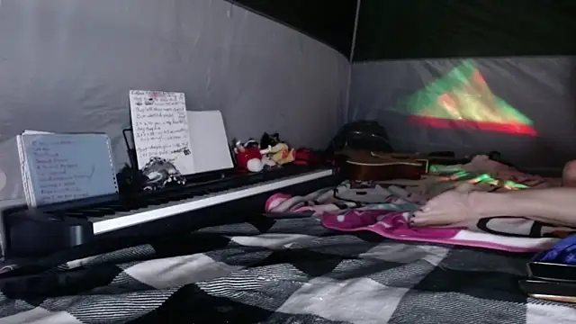 sweetnissapril online show from 18, 10, 2025