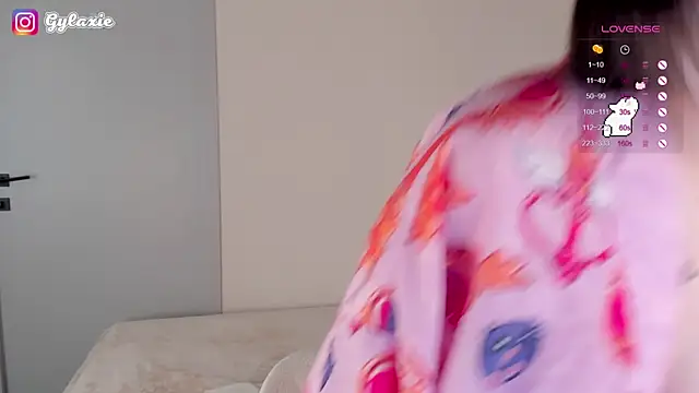 Gylaxie online show from 14, 10, 2025