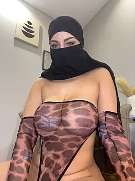 Amberonee31 online show from 9, 3, 2026