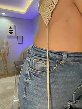 Amberonee31 online show from 14, 4, 2026