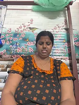 Snapshot of Beauty-queen chatting on 15, 3, 2025 Beauty-queen online show from 15, 3, 2025