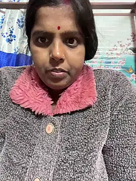 Snapshot of Beauty-queen chatting on 15, 1, 2026 Beauty-queen online show from 15, 1, 2026