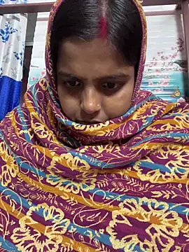 Snapshot of Beauty-queen chatting on 6, 1, 2026 Beauty-queen online show from 6, 1, 2026