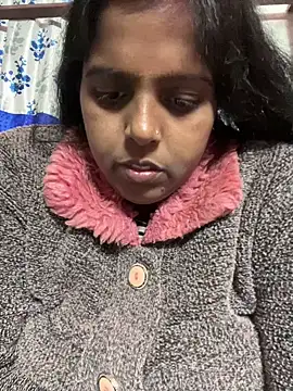 Snapshot of Beauty-queen chatting on 8, 1, 2026 Beauty-queen online show from 8, 1, 2026