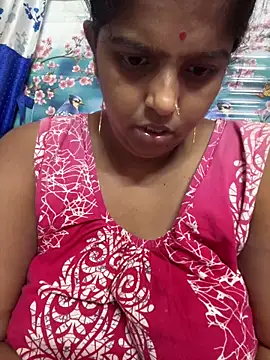 Snapshot of Beauty-queen chatting on 22, 9, 2025 Beauty-queen online show from 22, 9, 2025