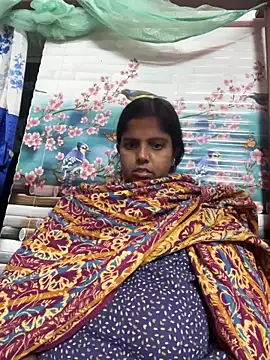 Snapshot of Beauty-queen chatting on 20, 11, 2025 Beauty-queen online show from 20, 11, 2025