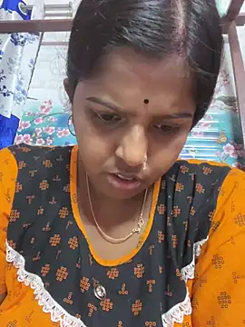 Snapshot of Beauty-queen chatting on 17, 3, 2025 Beauty-queen online show from 17, 3, 2025