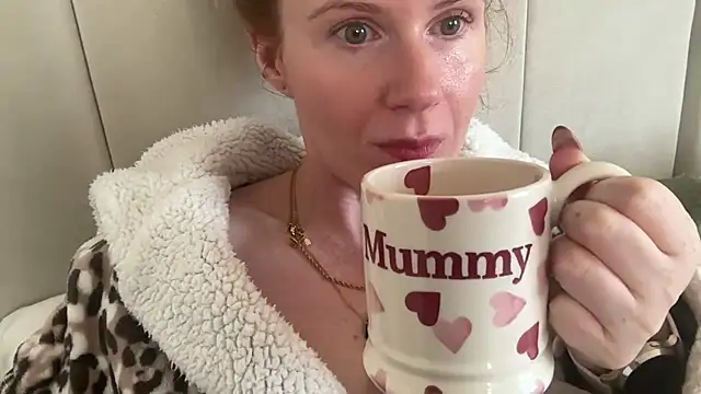 redheadrosie69 online show from 25, 9, 2025