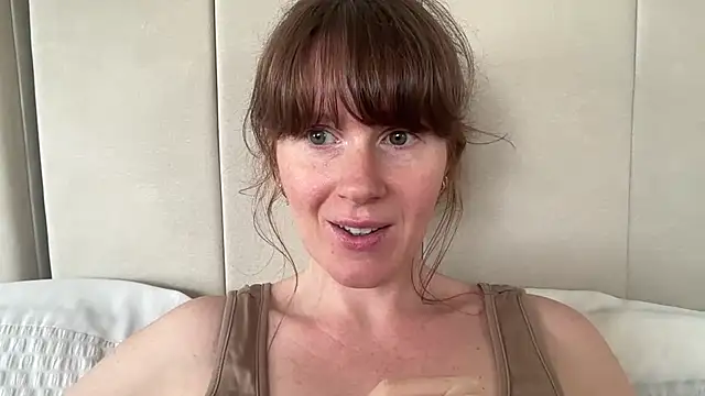 Snapshot of redheadrosie69 chatting on 15, 6, 2026 redheadrosie69 online show from 15, 6, 2026
