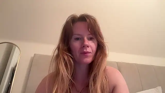 redheadrosie69 online show from 17, 10, 2025