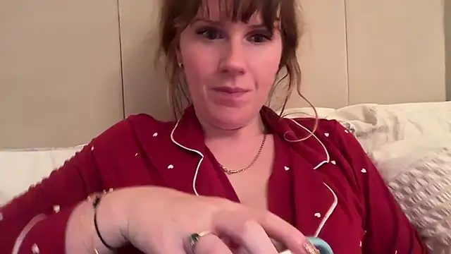 redheadrosie69 online show from 17, 11, 2025