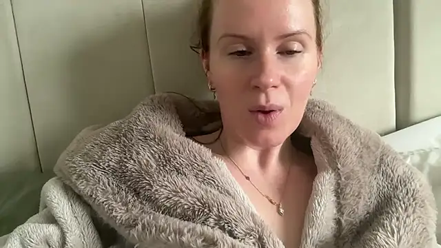 redheadrosie69 online show from 18, 2, 2026