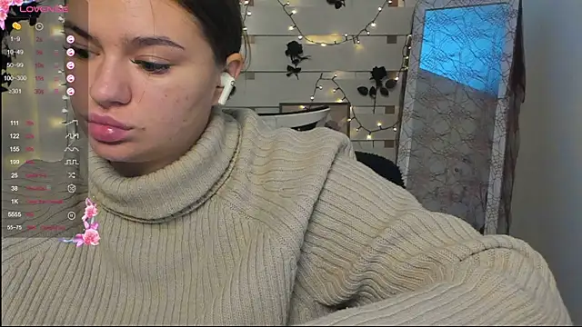 Josephine Kiss online show from 27, 10, 2025