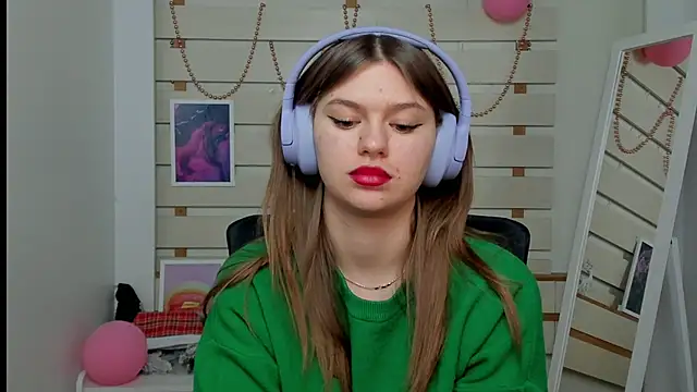 Josephine Kiss online show from 27, 2, 2025