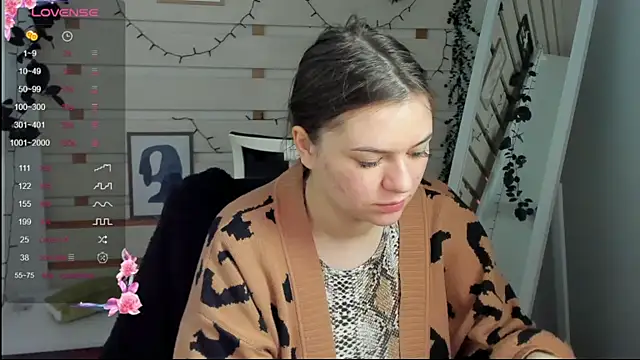 Josephine Kiss online show from 7, 4, 2026