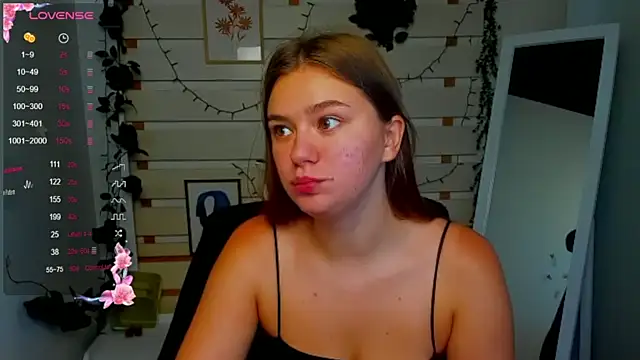 Josephine Kiss online show from 27, 7, 2026