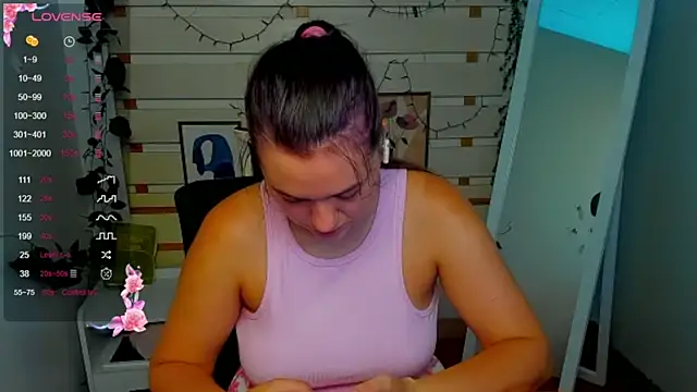 Josephine Kiss online show from 6, 8, 2026