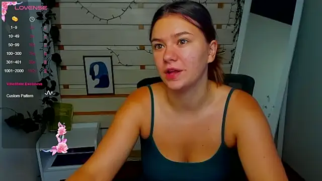 Josephine Kiss online show from 7, 8, 2026