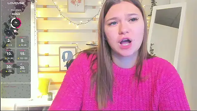 Snapshot of Josephine_Kiss chatting on 2, 2, 2026 Josephine Kiss online show from 2, 2, 2026