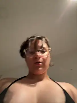 livgomez online show from 7, 1, 2025