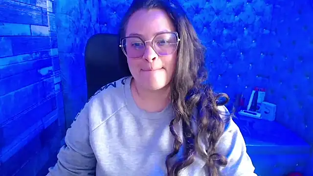 SaraThomso online show from 18, 9, 2025