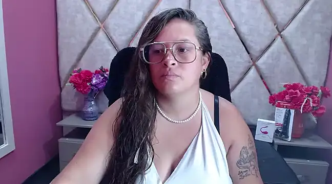 SaraThomso online show from 13, 3, 2025