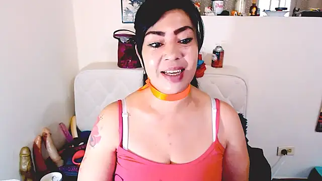luisahott online show from 23, 6, 2026