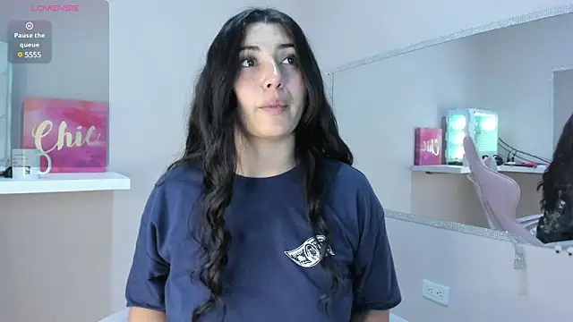 Danna 777  online show from 23, 3, 2025