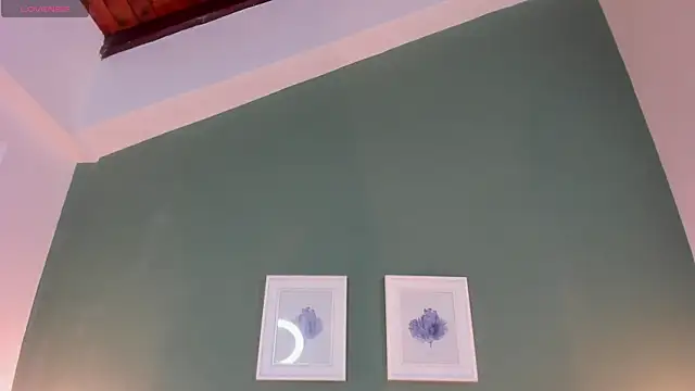  anavictoria  online show from 7, 1, 2026