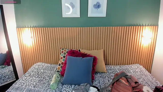  anavictoria  online show from 9, 1, 2026