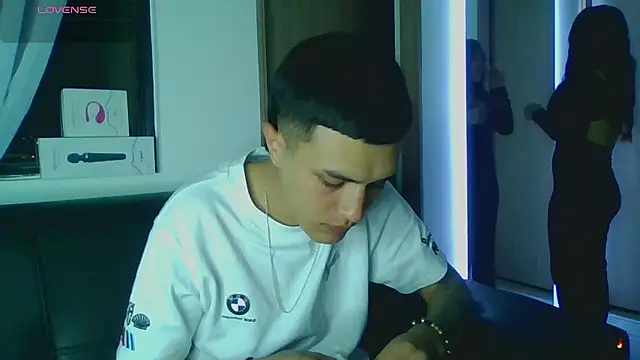 Tifanny Sweett online show from 10, 1, 2026