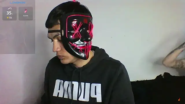 Snapshot of Tifanny_Sweett chatting on 2, 11, 2025 Tifanny Sweett online show from 2, 11, 2025