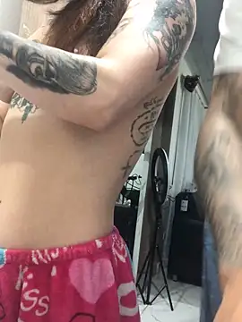 Snapshot of Tifanny_Sweett chatting on 22, 10, 2025 Tifanny Sweett online show from 22, 10, 2025