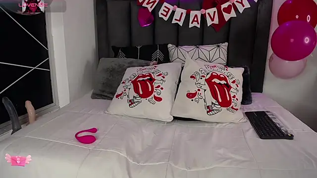 Snapshot of Tifanny_Sweett chatting on 11, 2, 2025 Tifanny Sweett online show from 11, 2, 2025