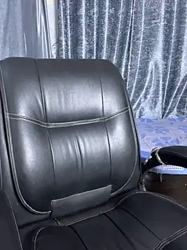 Snapshot of Ritu-Babe chatting on 5, 11, 2025 Ritu-Babe online show from 5, 11, 2025