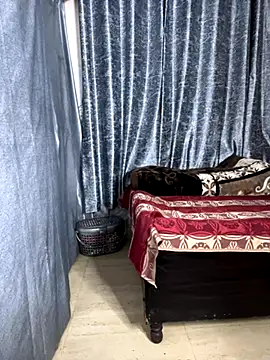 Snapshot of Ritu-Babe chatting on 17, 11, 2025 Ritu-Babe online show from 17, 11, 2025