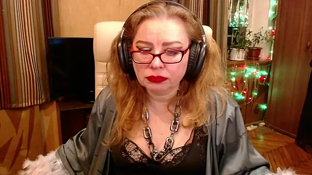 Snapshot of Miss_Tress chatting on 11, 5, 2026 Miss Tress online show from 11, 5, 2026