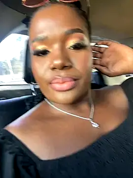 NissyxSawee online show from 19, 10, 2025