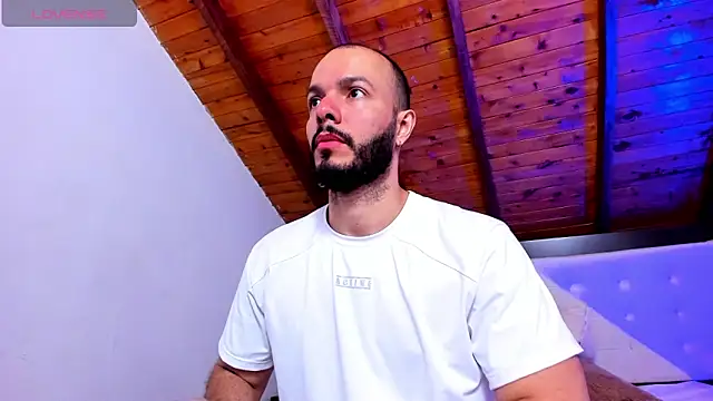 Tom Bailey online show from 10, 3, 2026