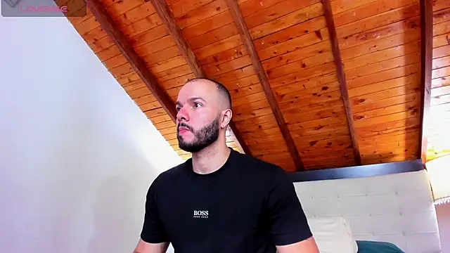 Tom Bailey online show from 18, 10, 2025